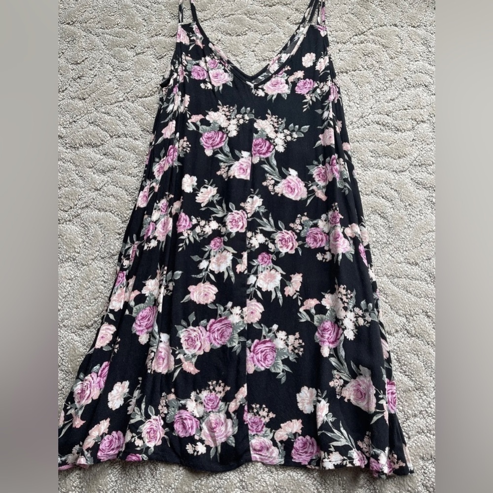 Forever 21 Rose Floral Dress Size Small